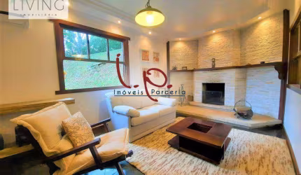 Casa com 4 dormitórios à venda, 500 m² por R$ 2.680.000,00 - Itaipava - Petrópolis/RJ