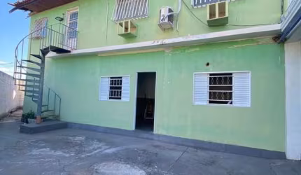 Sobrado à venda no bairro Quilombo