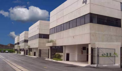 Galpão para alugar, 750 m² por R$ 31.500,00/mês - Quitaúna - Osasco/SP