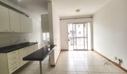 Apartamento de 2 Quartos - Sol manhã / Andar alto - 54 m² / Condominio Naturale  - Morada de Laranjeiras Serra-ES.