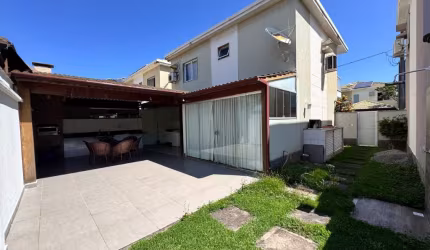 VENDA - CASA 4 Quatos DUPLEX - Condomínio fechado “IGARAPÉ ALDEIA PARQUE'- Colina de Laranjeiras, Serra/ES.