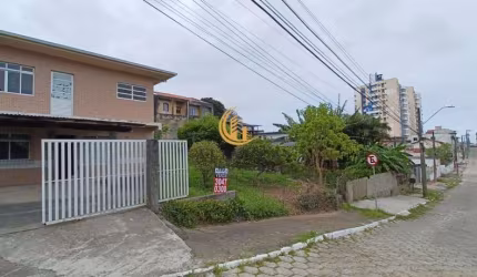 Casa em Ipiranga, São José/SC