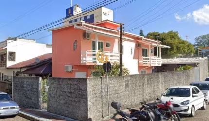 Casa em Ipiranga, São José/SC