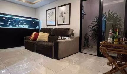 Linda casa disponível para venda em Condomínio fechado
