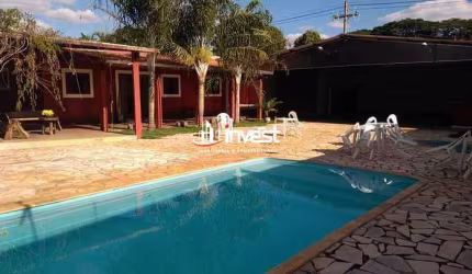 Chácara à venda, 8 quartos, 3 suítes, Vila Celeste - Uberaba/MG