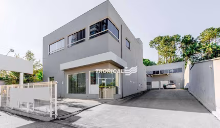 Galpão para alugar, 769 m² por R$ 23.272,72/mês - Vila Nova - Blumenau/SC
