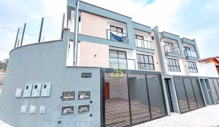 Excelente Casa com 2 Quartos - São Pedro - Juiz de Fora/MG