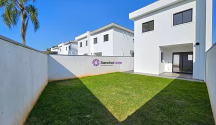 Casa em Condomínio para Venda em Joinville, VILA NOVA, 3 dormitórios, 1 suíte, 3 banheiros, 2 vagas
