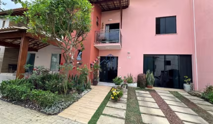Casa em condomínio fechado com 4 quartos à venda na Hormindo Barros, 945, Candeias, Vitória da Conquista por R$ 830.000