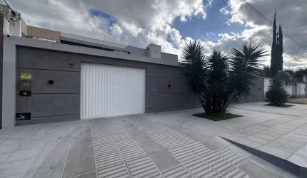 Casa com 3 quartos à venda na Janete Achy Silveira, 290, Boa Vista, Vitória da Conquista por R$ 2.500.000