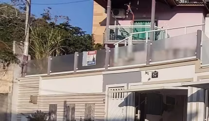 Encantadora casa tríplex no Alto da Glória!