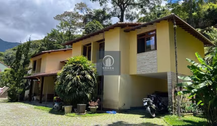 Linda casa à Venda, Teresópolis/RJ