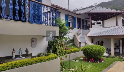 Casa Padrão para Venda em Tijuca Teresópolis-RJ