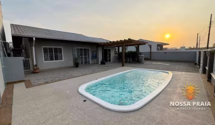 Casa com 4 dormitórios à venda, 190 m² por R$ 900.000,00 - Itapema do Sai - Itapoá/SC