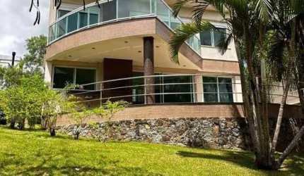 Casa à venda com 2 quartos e 2 vagas de garagem em Santo Amaro da Imperatriz/SC.