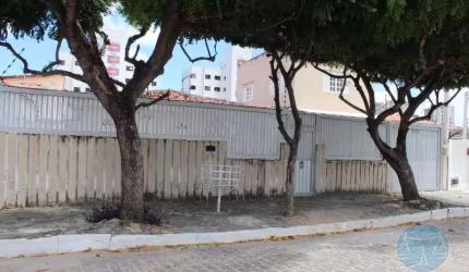 Casa com 4 quartos à venda na Pedro Davi Filho, 3281, Candelária, Natal por R$ 900.000