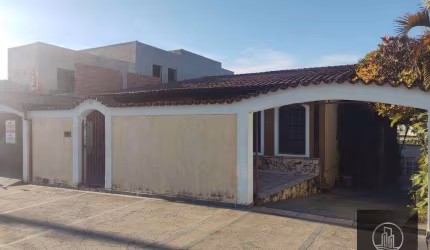 Casa com 5 dormitórios à venda, 296 m² por R$ 850.000,00 - Vila Barcelona - Sorocaba/SP