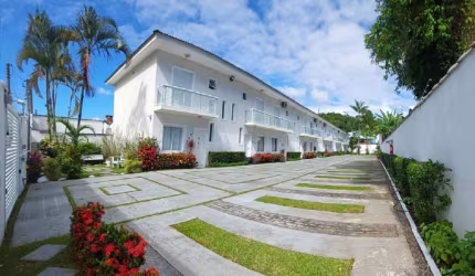 Casa em Village com 3 Quartos, 80m² por R$ 645.000 - Centro - Bertioga/SP