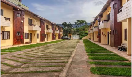 Casa em Village com 2 Suítes, 80m² por R$ 530.000 - Maitinga - Bertioga/SP