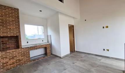 CASA TRIPLEX EM NOVA IGUAÇU - PRÓXIMO DO SHOPPING DE NOVA IGUAÇU
