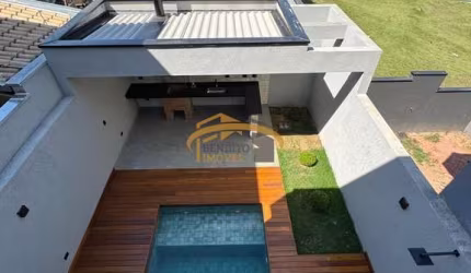 Sobrado novo para venda em condomínio fechado, Santana de Parnaíba, com 3 dormitórios, sendo 1 suíte, piscina, churrasqueira.