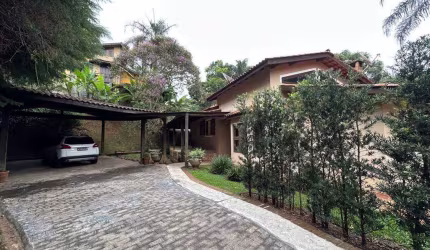 Casa Térrea Espaçosa em Mairiporã – Bairro Roseira (Bosque da Serra)
