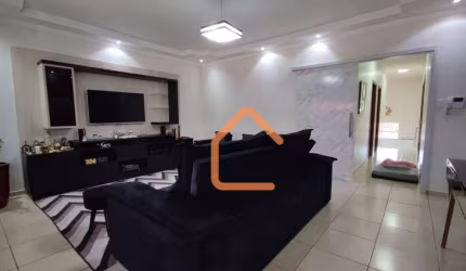 Casa com 3 dormitórios à venda, 270 m² por R$ 890.000,00 - Recanto dos Fernandes - Pouso Alegre/MG
