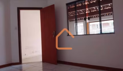 Casa com 3 dormitórios à venda, 120 m² por R$ 470.000 - Cruzeiro - Pouso Alegre/MG