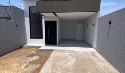 Casa à venda 3 Quartos, 1 Suite, 2 Vagas, 216M², Vila Pirineu, Várzea Grande - MT