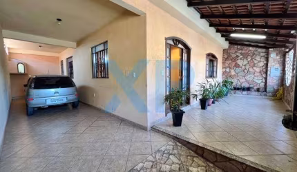 Casa à venda, 3 quartos, 1 suíte, 2 vagas, ITAI - Divinopolis/MG
