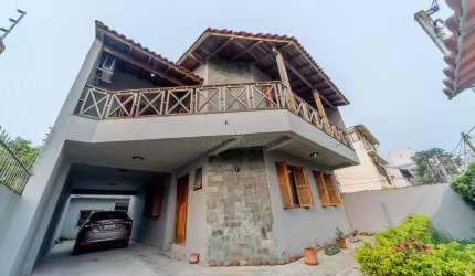 Casa com 3 quartos à venda na Rua Monte Arraes, 210, Nonoai, Porto Alegre por R$ 954.000