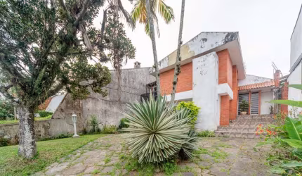 Casa com 4 quartos à venda na Rua Jacundá, 164, Guarujá, Porto Alegre por R$ 750.000