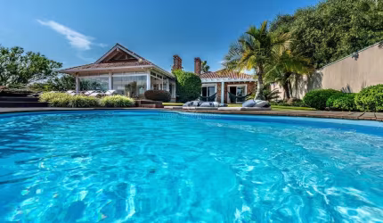 Casa em condomínio fechado com 3 quartos à venda na Avenida Juca Batista, 8000, Belém Novo, Porto Alegre por R$ 3.490.000