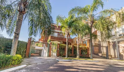 Casa em condomínio fechado com 4 quartos à venda na Rua Professor Doutor Milton Guerreiro, 270, Santa Tereza, Porto Alegre por R$ 1.700.000