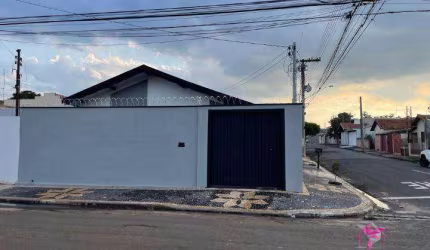 Casa com 3 dormitórios à venda, 117 m² por R$ 304.000,00 - Barra Funda - Leme/SP