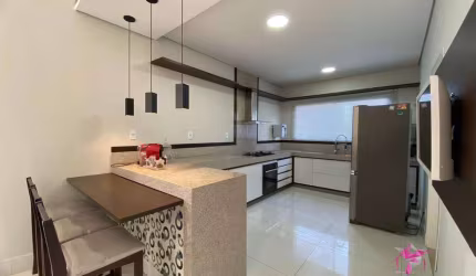 Casa com 3 dormitórios à venda, 177 m² por R$ 700.000,00 - Parque Alto das Palmeiras - Leme/SP