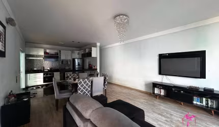 Casa com 2 dormitórios à venda, 194 m² por R$ 700.000,00 - Jardim Treviso - Pirassununga/SP