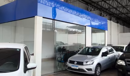 Aluga-se GALPÃO COMERCIAL  900 M2  no Viaduto da Av Fernando Correa com Av Rodovia Palmiro Pães de Barros