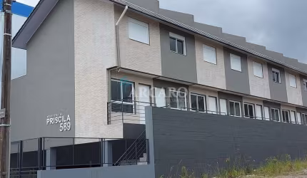 Casa em condomínio fechado com 2 quartos à venda na Rua Dante Salvador, 589, Desvio Rizzo, Caxias do Sul, 57 m2 por R$ 245.000