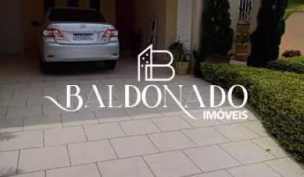 Casa em Joanópolis SP à Venda Centro da Cidade 300m² 3 quartos