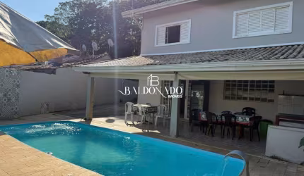 CASA em Joanópolis SP à Venda Represa Pé na água 1.200m²