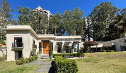 Residencial Alpha Conde II - Mansão com 1024m², 4 suítes, 12 vagas de garagem, adega, sauna e academia no Alpha Conde