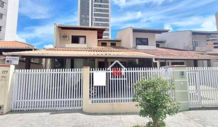 Sobrado com 3 dormitórios, sendo 1 súite, semimobiliado à venda, 141 m² por R$ 740.000 - Velha - Blumenau/SC