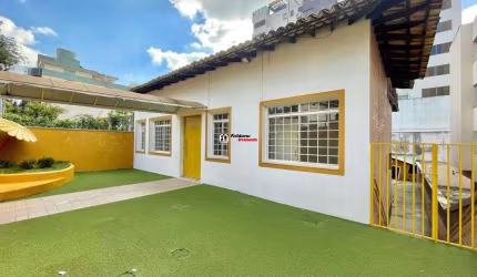 Casa para alugar na Rua Roquete Mendonça, 4, São José, Belo Horizonte por R$ 7.000
