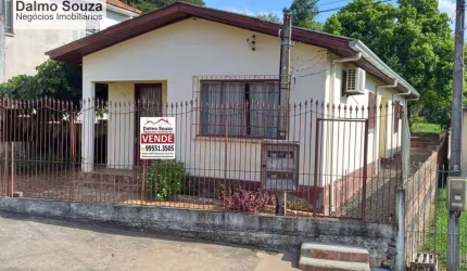 Casa com 3 dormitórios à venda, 104 m² por R$ 531.000,00 - Centro - Esteio/RS