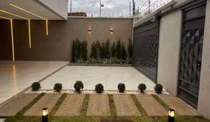 Casa Padrão EXCLUSIVIDADE: CASA COM 4 SUÍTES NO MELHOR DO JARDIM AMÉRICA