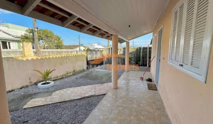 Casa com 3 quartos à venda na Rua Santa Albertina, 170, Povoado de Nova Brasília, Imbituba, 100 m2 por R$ 290.000