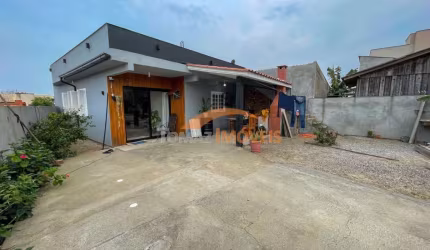 Casa com 2 quartos à venda na Araçatuba, 3, Araçatuba, Imbituba, 99 m2 por R$ 350.000
