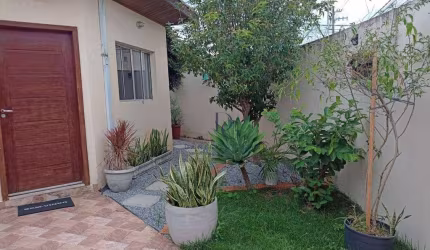 Casa com 3 dormitórios à venda, 79 m² por R$ 380.000 - Vista Alegre - Taubaté/SP