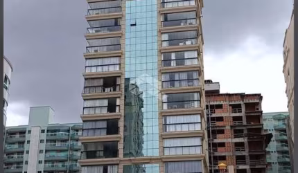APARTAMENTO 4 SUITES COM VISTA MAR MEIA PRAIA